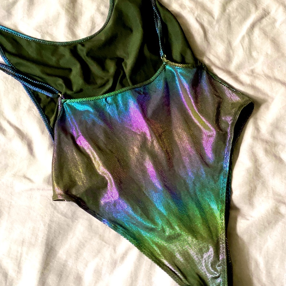 Onesie - Picture 2 of 3